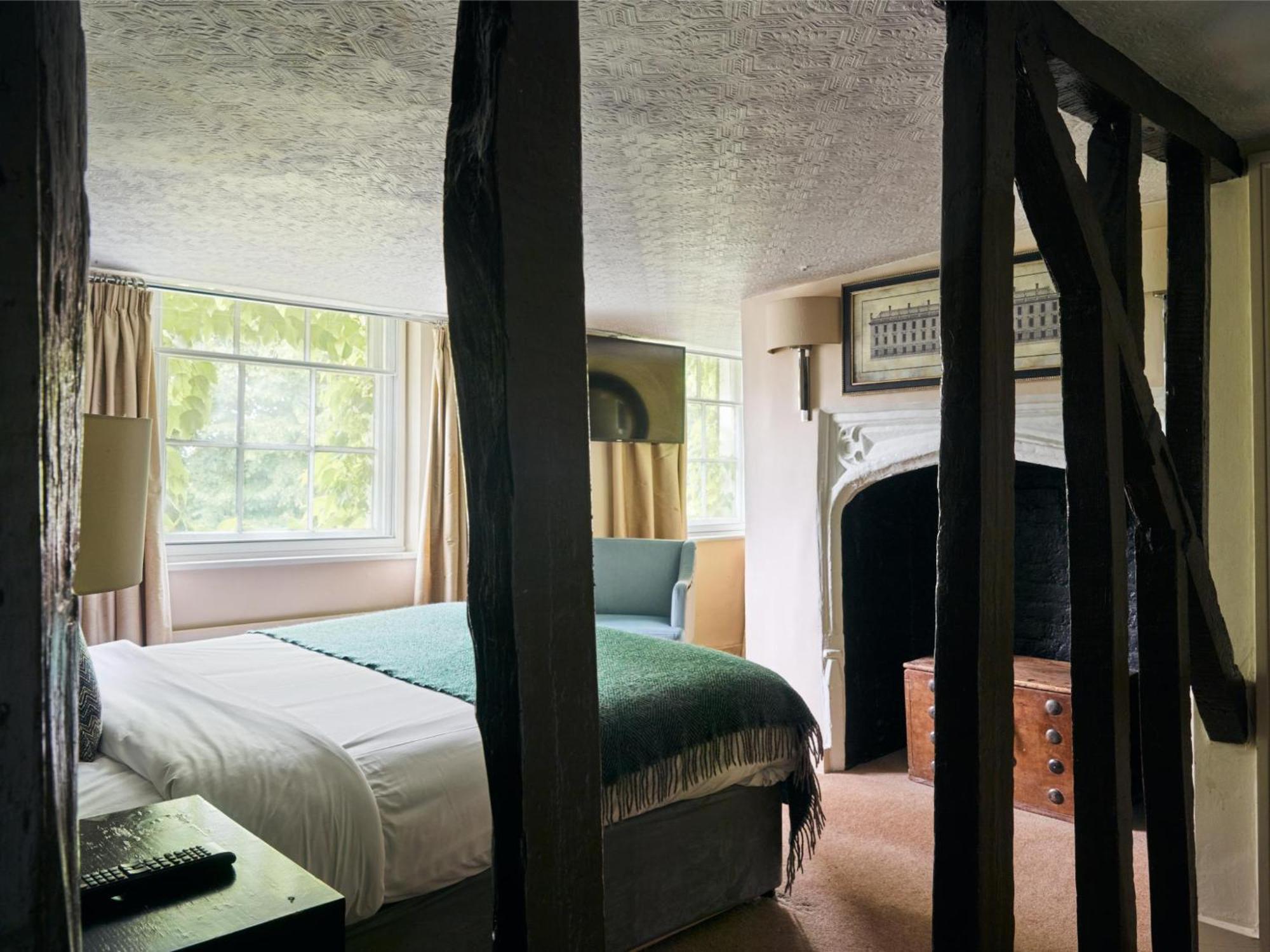 ווקינג The Talbot Inn מראה חיצוני תמונה